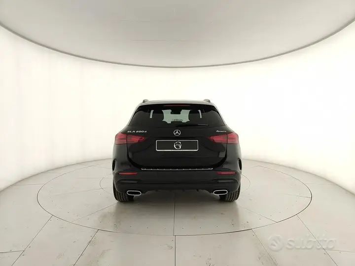 Mercedes-Benz Gla 2024 photo 4