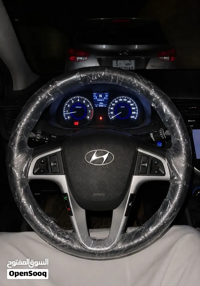 Hyundai Accent 2014 photo 4