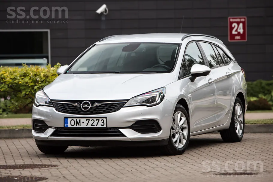 Opel Astra 2020 photo 4