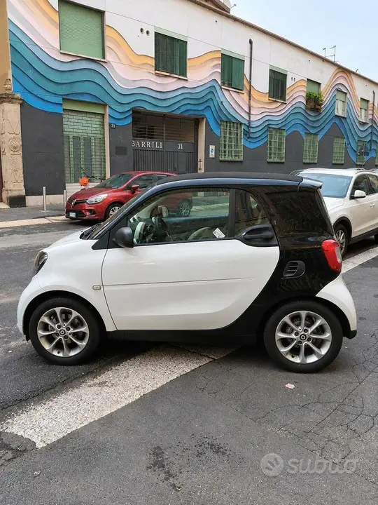 Smart Fortwo 2019 photo 5