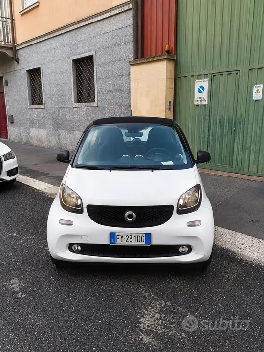 Smart Fortwo 2019 photo 4