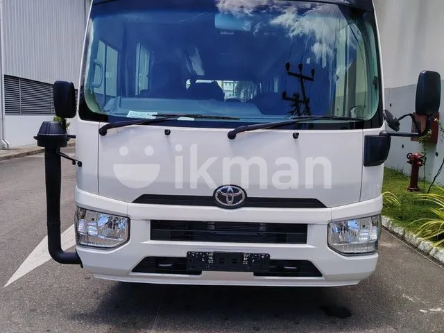 Toyota Coaster