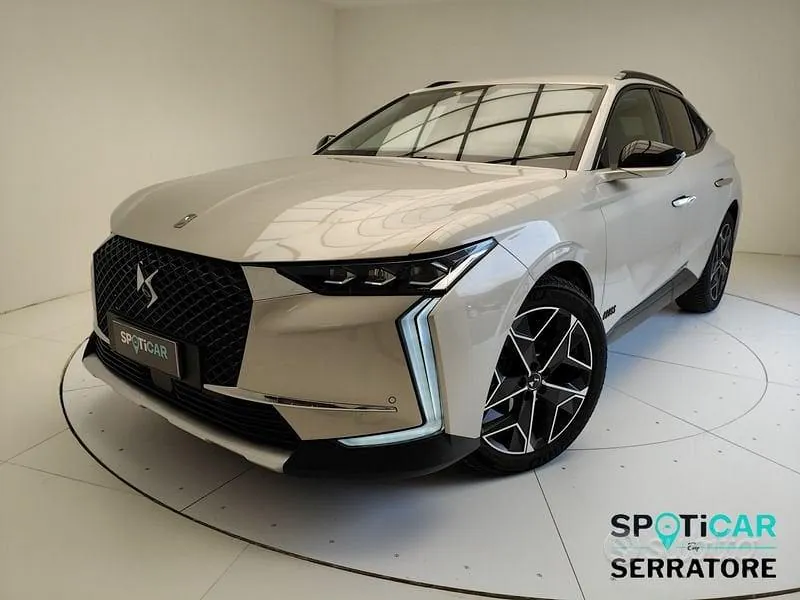 DS Automobiles Ds 4