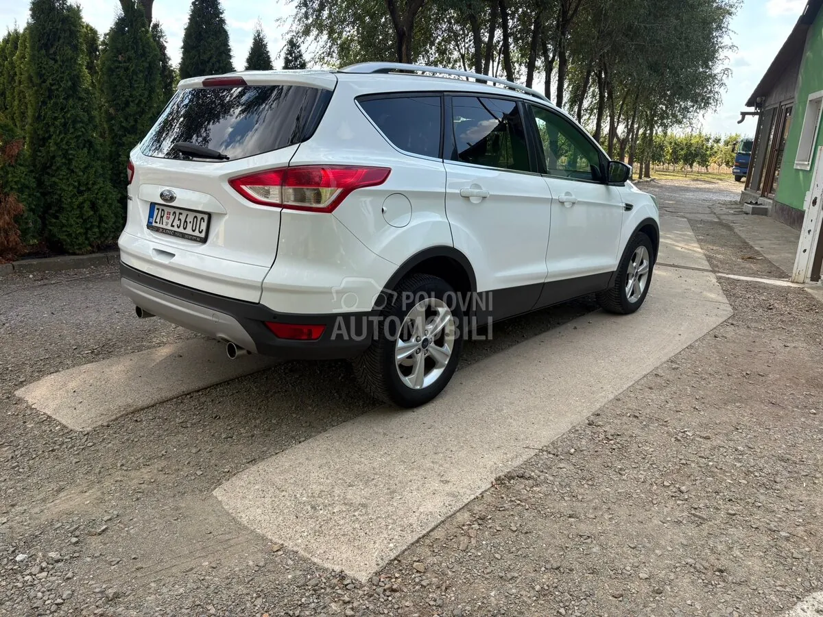 Ford Kuga 2015 photo 4