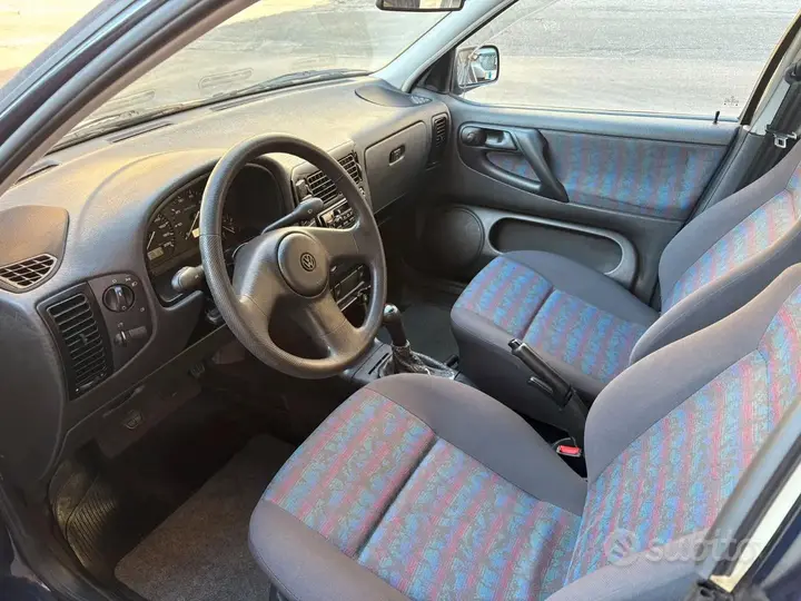 Volkswagen Polo 1995 photo 5