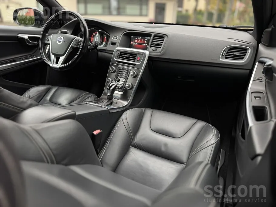 Volvo V60 2014 photo 5