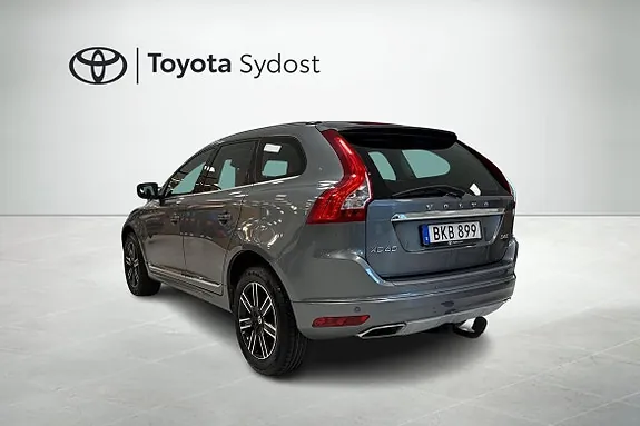 Volvo Xc60 2017 photo 2