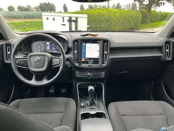 Volvo Xc40 2021 photo 2