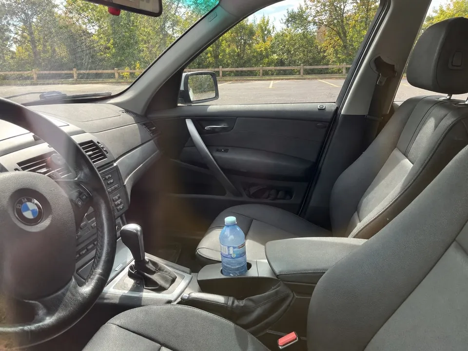 BMW X3 2009 photo 2