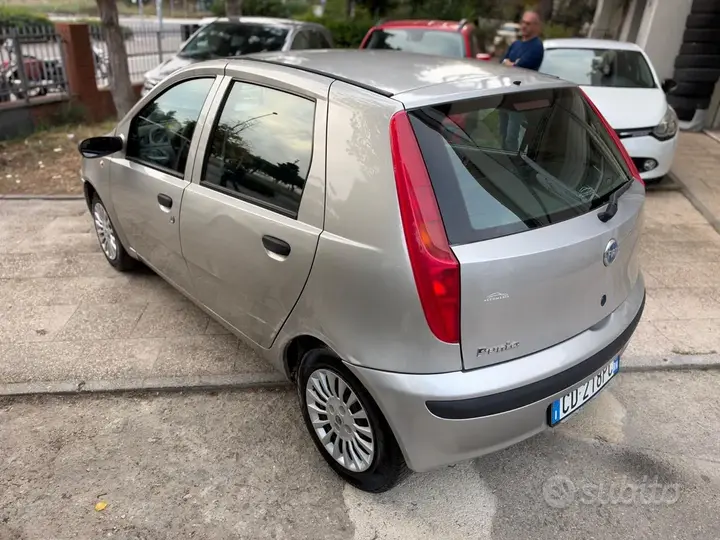 Fiat Punto 2002 photo 4