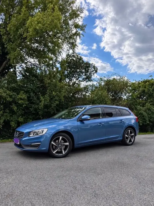 Volvo V60 2014 photo 2