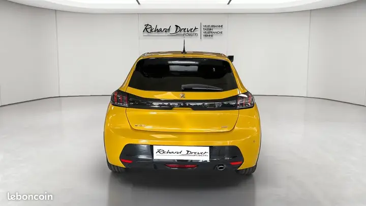 Peugeot 208 2021 photo 4
