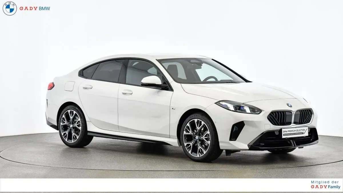BMW 2 Series 2025 photo 3