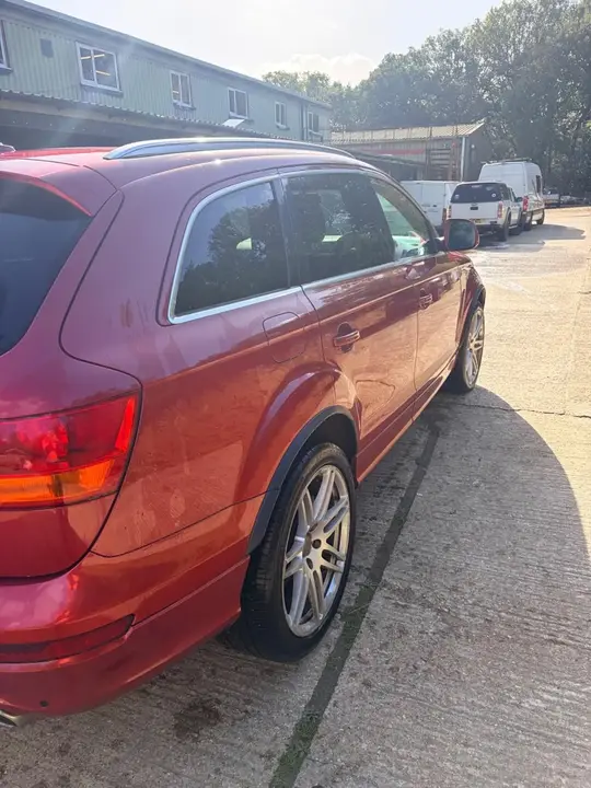 Audi Q7 2007 photo 4