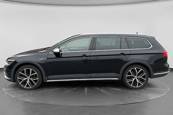 Volkswagen Passat Alltrack 2019 photo 2