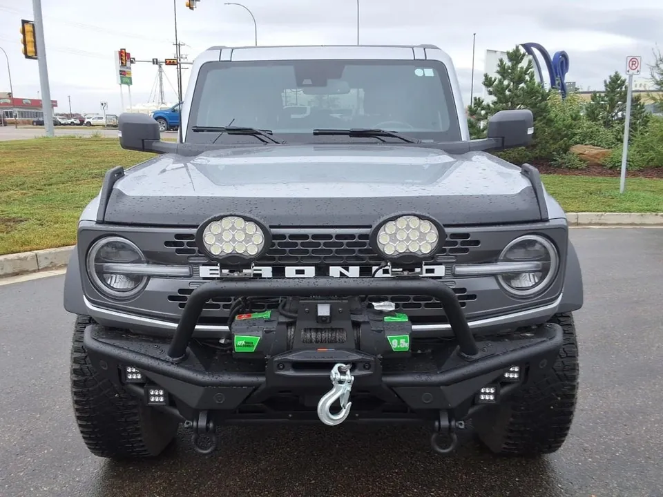 Ford Bronco 2024 photo 2
