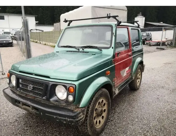 Suzuki Samurai