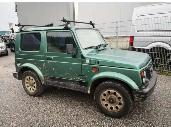 Suzuki Samurai 1998 photo 2