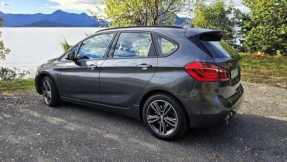 BMW 225Xe 2020 photo 4