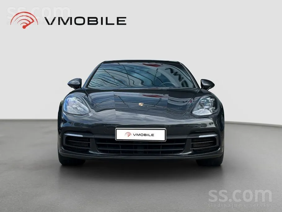Porsche Panamera 2018 photo 3