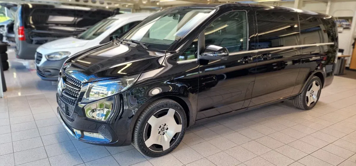 Mercedes-Benz V-Class 2024 photo 3