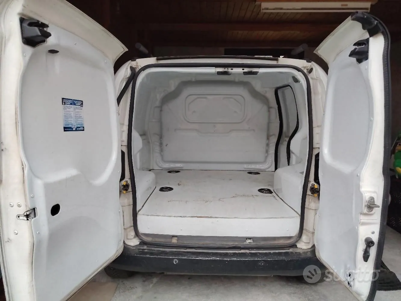 Fiat Fiorino 2012 photo 5