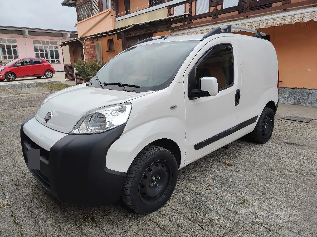 Fiat Fiorino 2012 photo 2