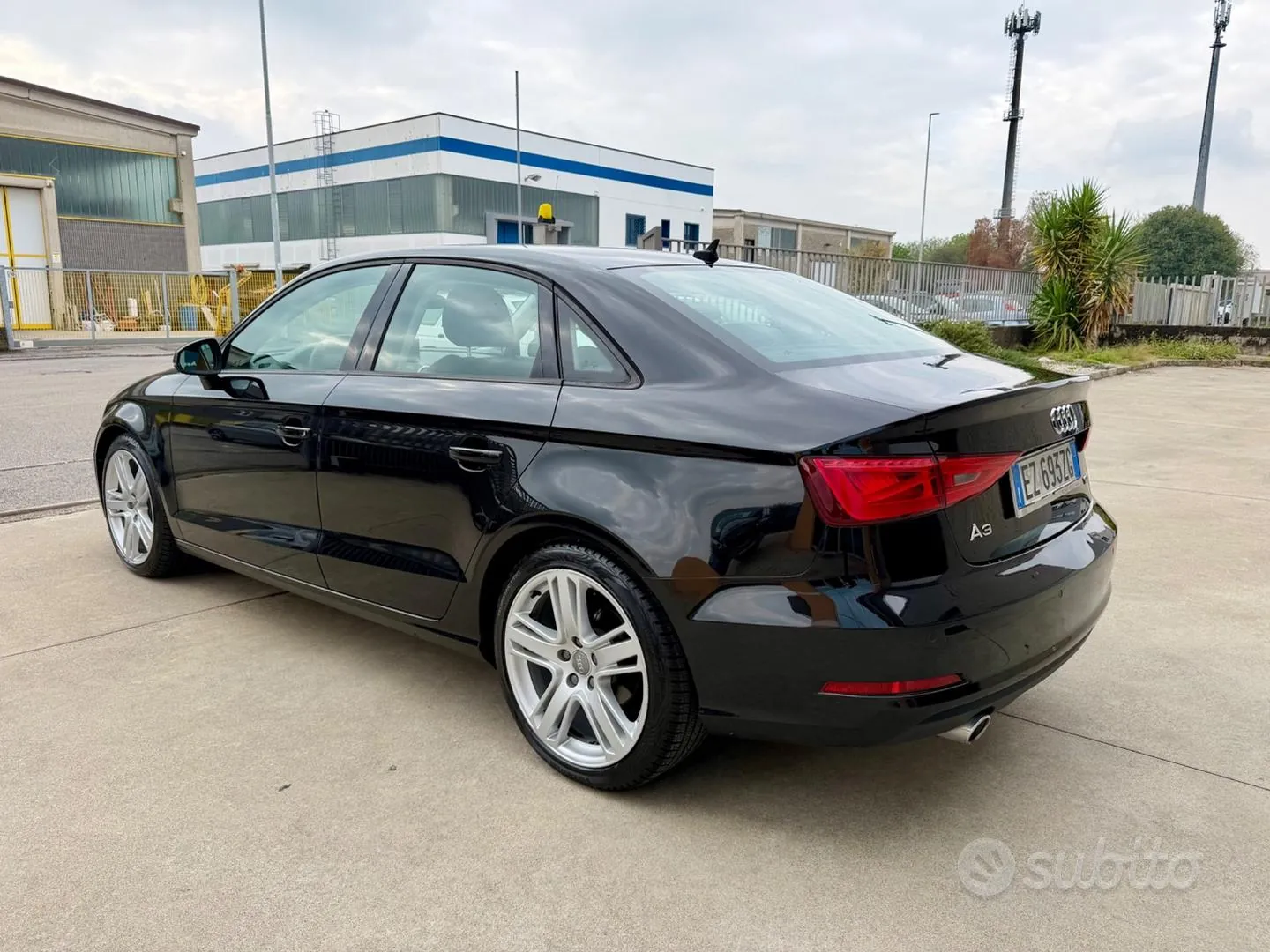 Audi A3 2015 photo 4