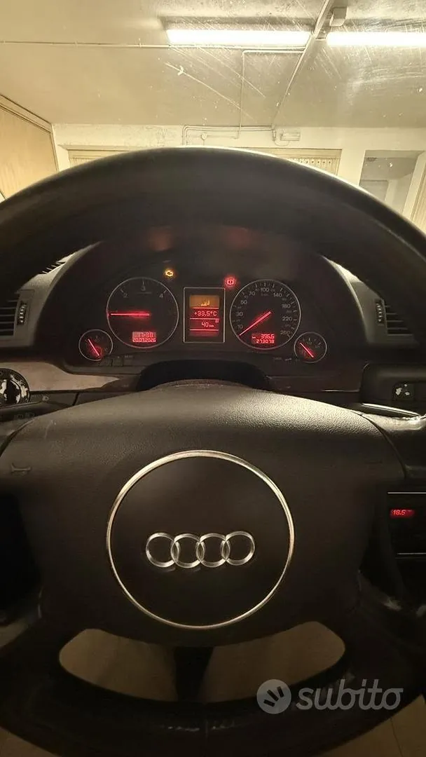 Audi A4 2003 photo 3