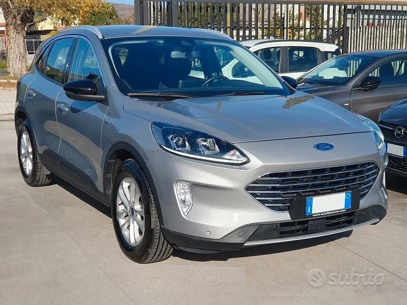 Ford Kuga 2022 photo 3