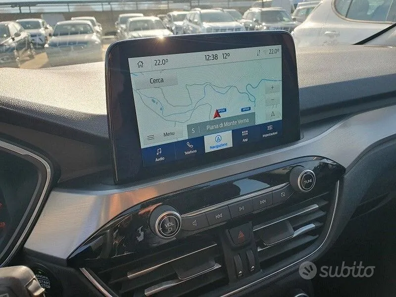 Ford Kuga 2022 photo 2