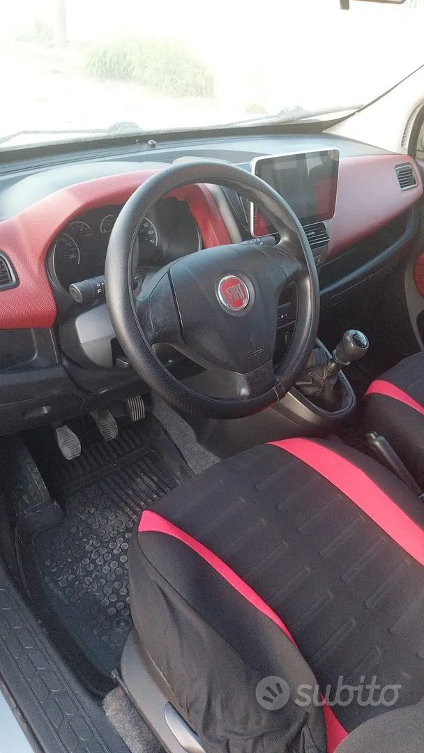 Fiat Doblo 2010 photo 3