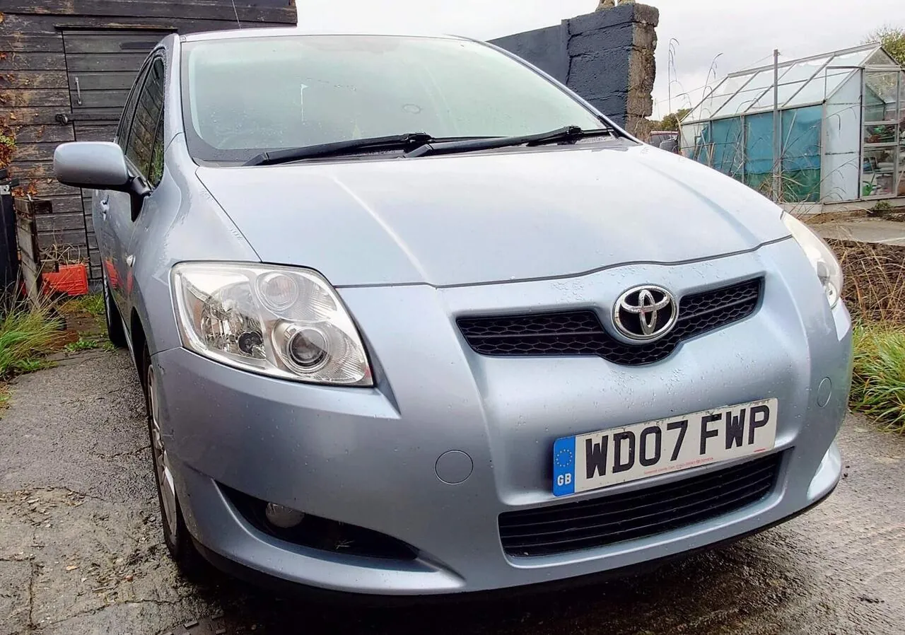 Toyota Auris 2007 photo 2