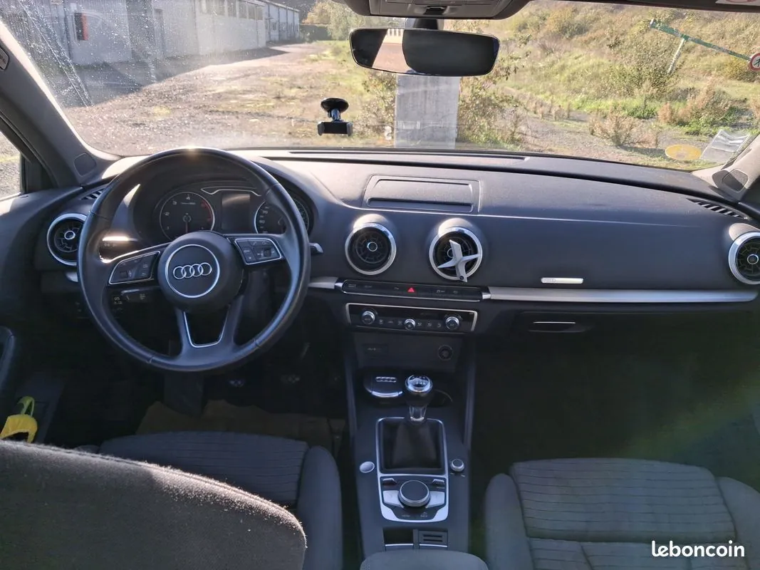 Audi A3 2018 photo 3