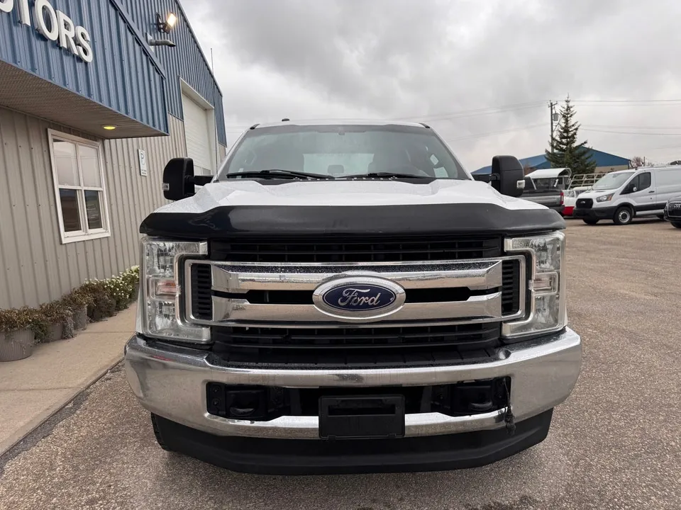 Ford F250 2017 photo 2