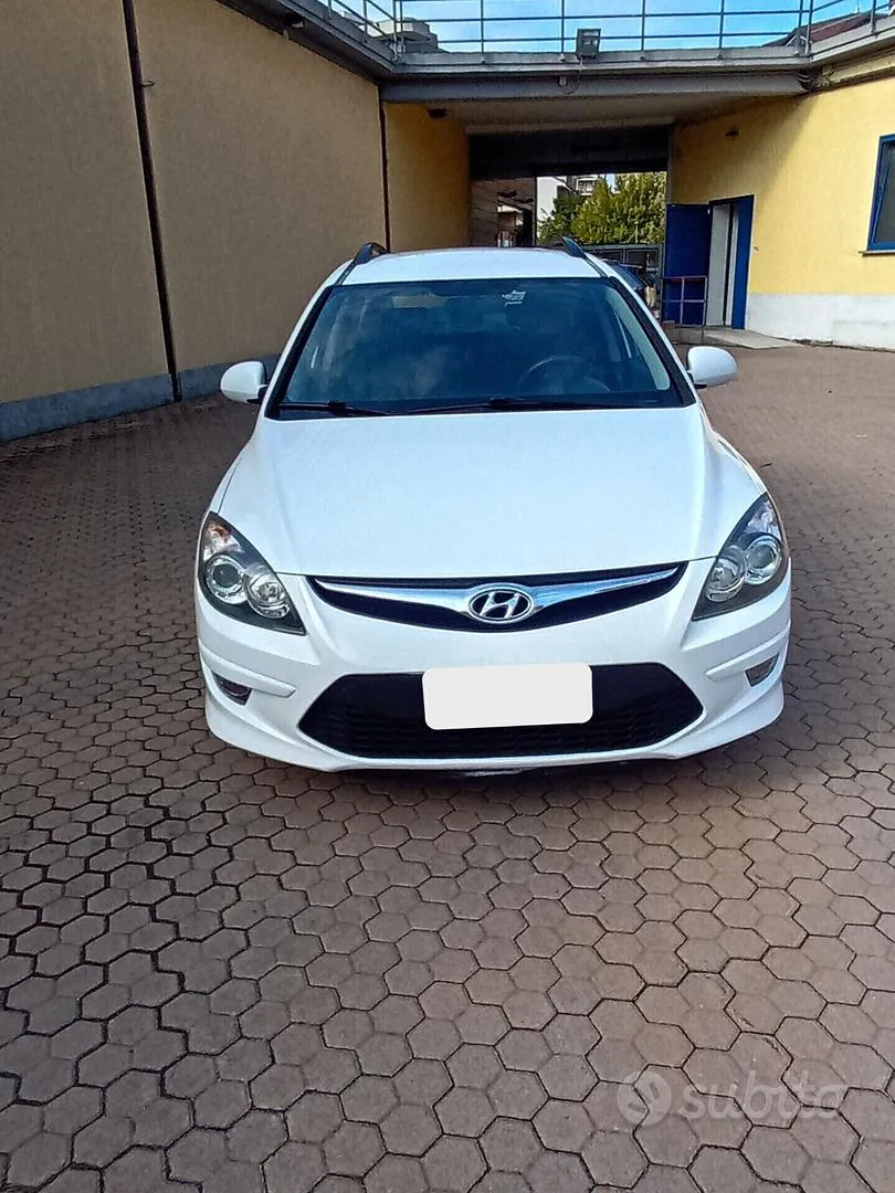 Hyundai I30 2011 photo 2
