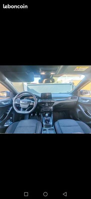 Ford Focus 2022 photo 3
