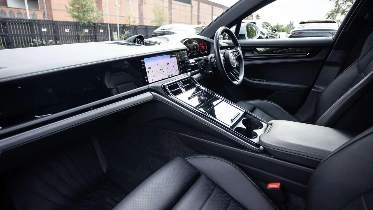 Porsche Panamera 2025 photo 5