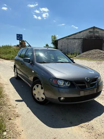 Nissan Almera