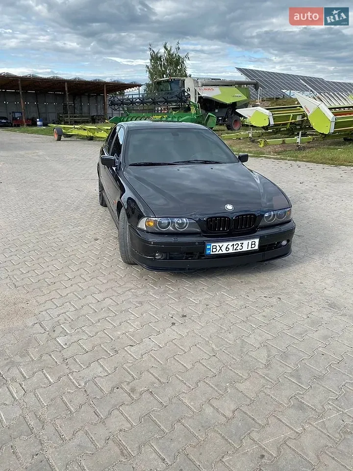 BMW 5 Series 2002 photo 2