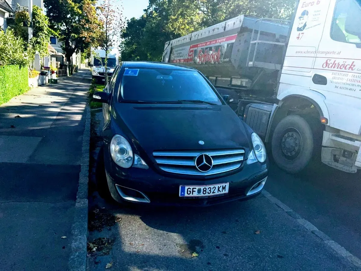 Mercedes-Benz R-Class 2007 photo 2