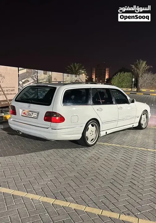 Mercedes-Benz E-Class 2001 photo 2