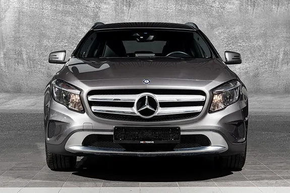 Mercedes-Benz Gla180 2016 photo 3