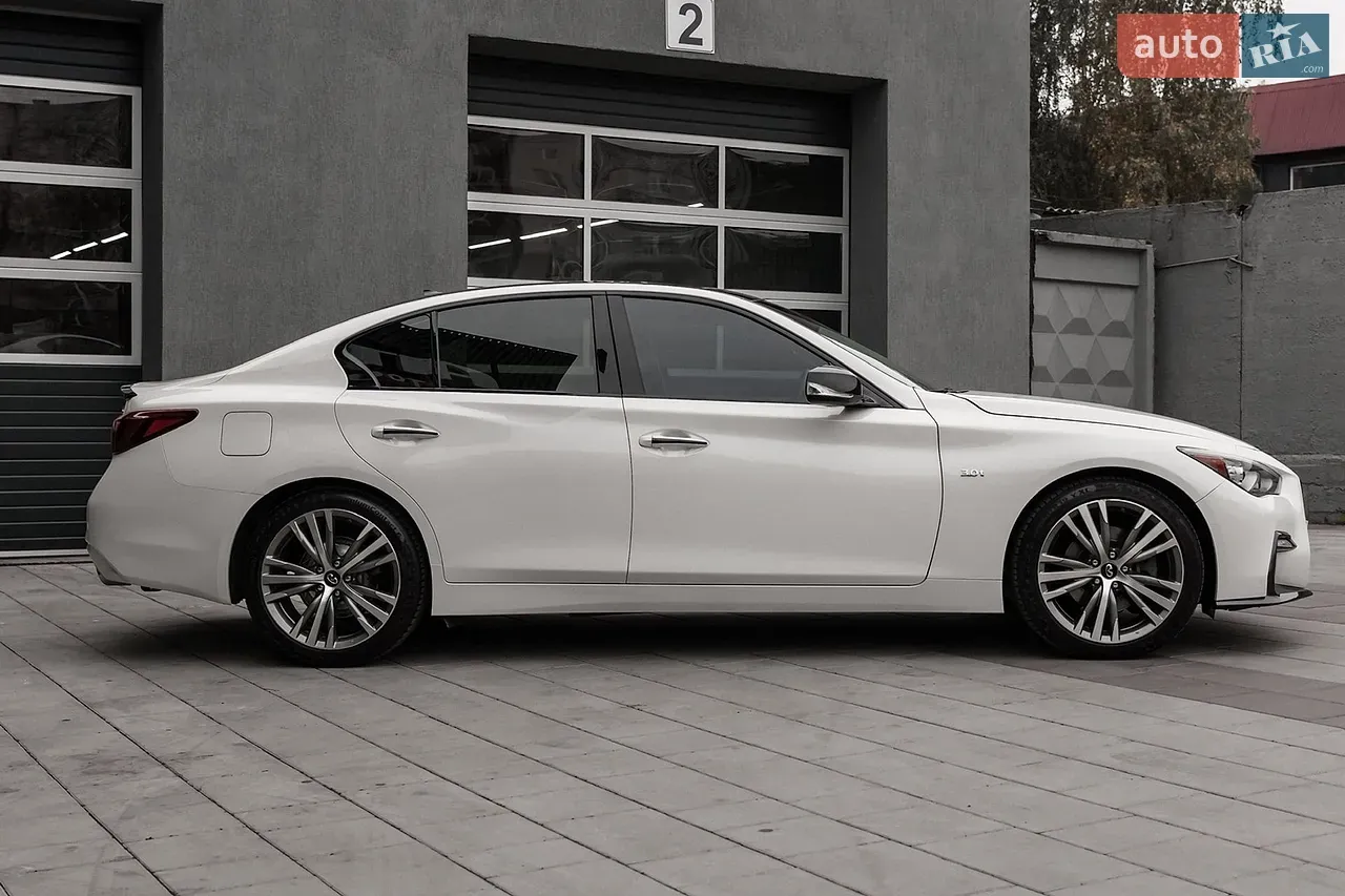 Infiniti Q50 2018 photo 2
