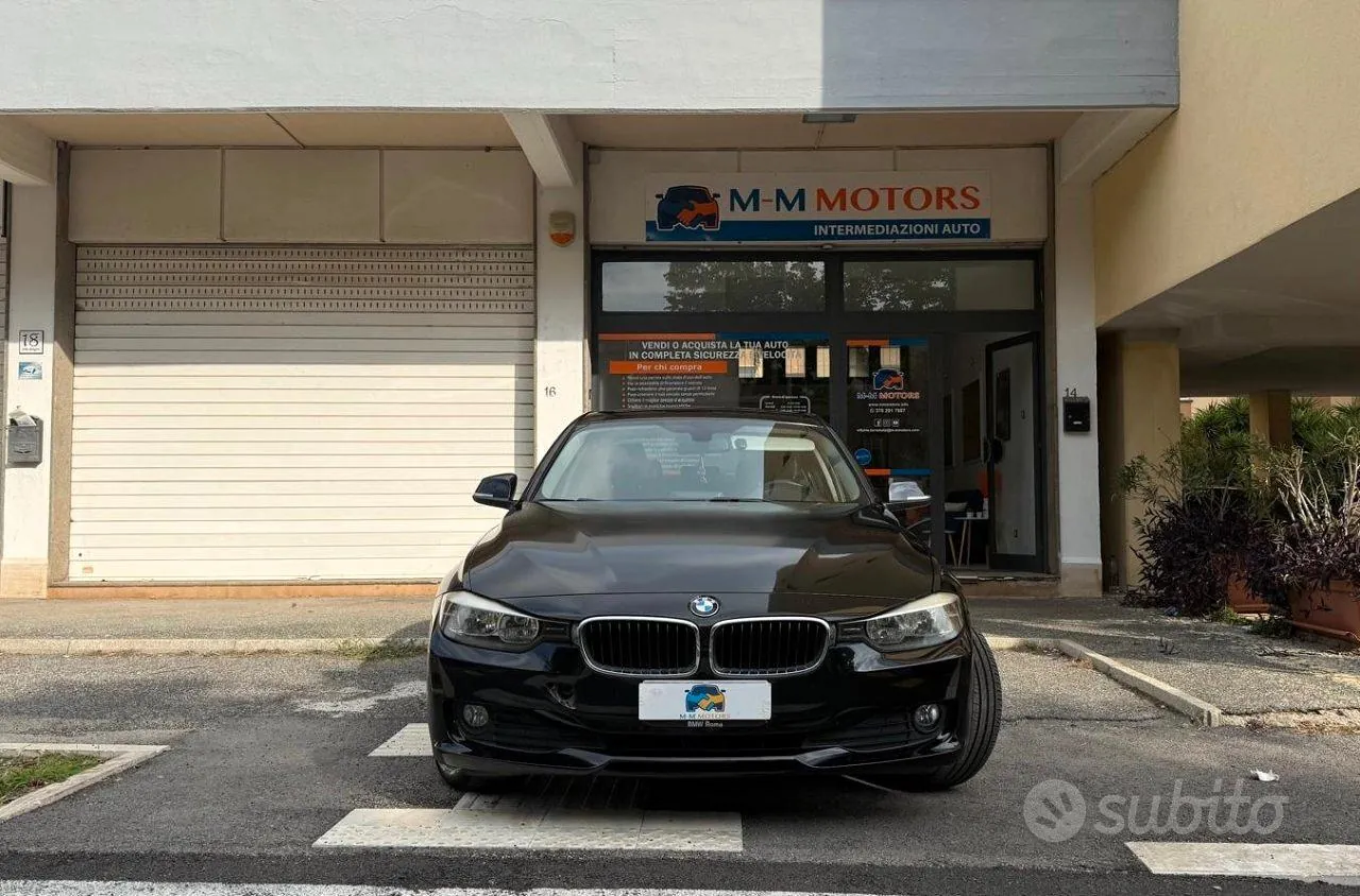 BMW 318D 2013 photo 2