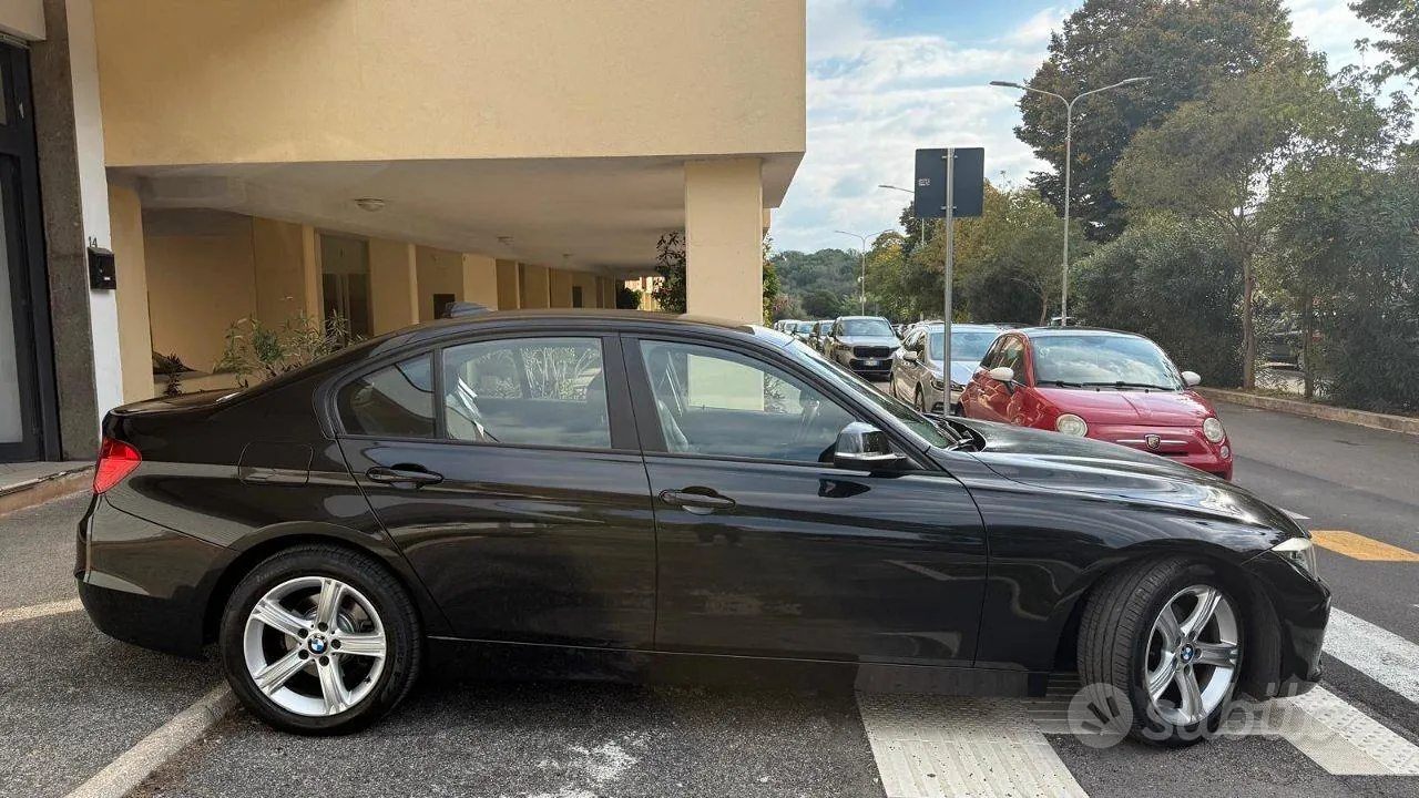 BMW 318D 2013 photo 4