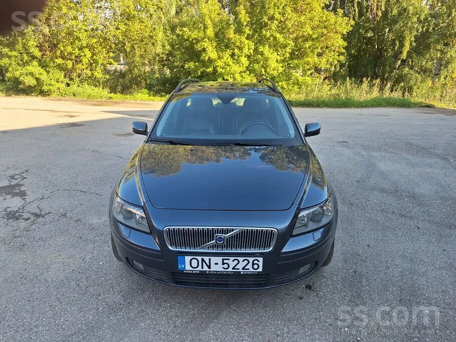 Volvo V50 2006 photo 2
