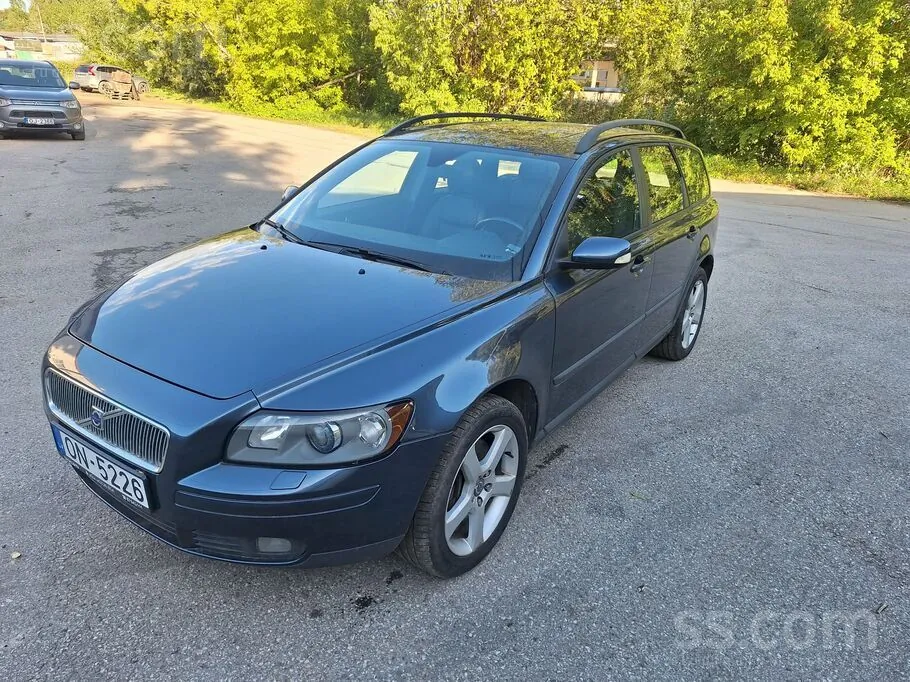 Volvo V50