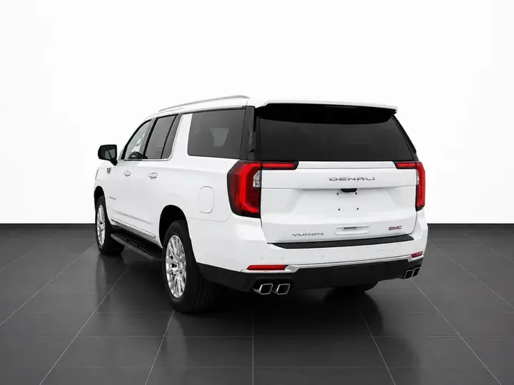 GMC Yukon Xl 2026 photo 3