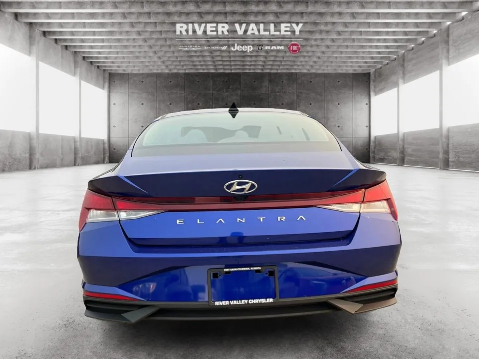 Hyundai Elantra 2022 photo 4